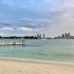Luxury Palm Villa With Rooftop Garden, Resort Style Pool And Beach By Exclusive Holiday Homes