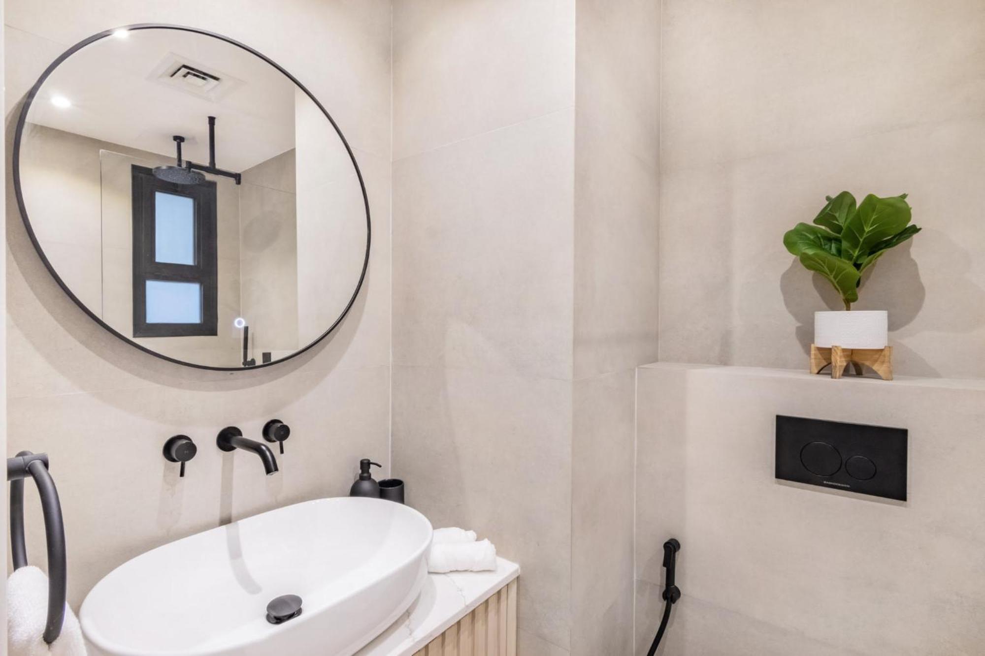 Villa Luxury Palm With Rooftop Garden, Style Pool And By Exclusive Homes Dubai