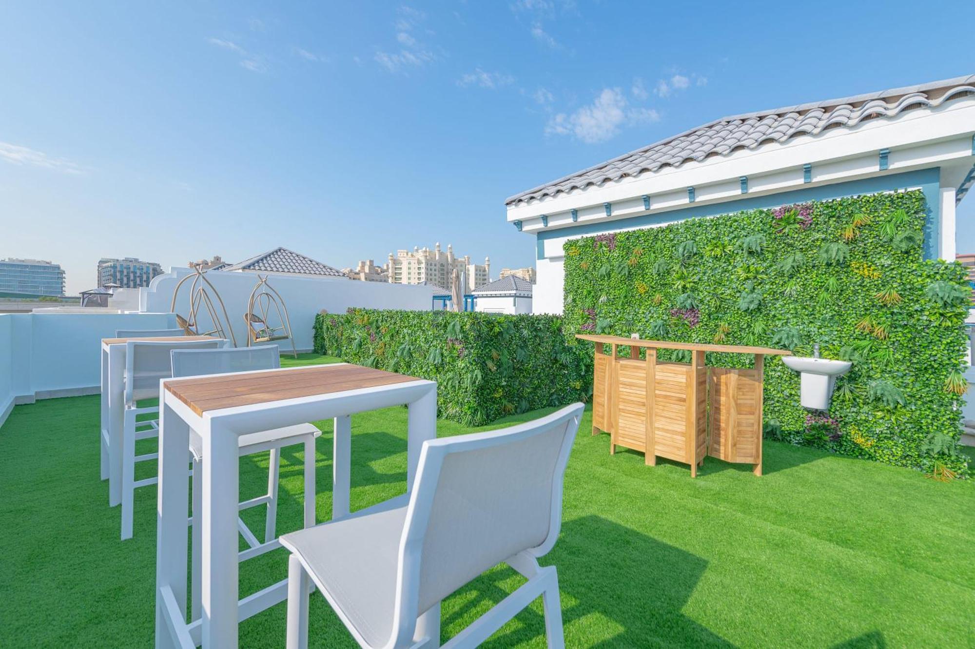 Luxury Palm With Rooftop Garden, Style Pool And By Exclusive Homes Villa
