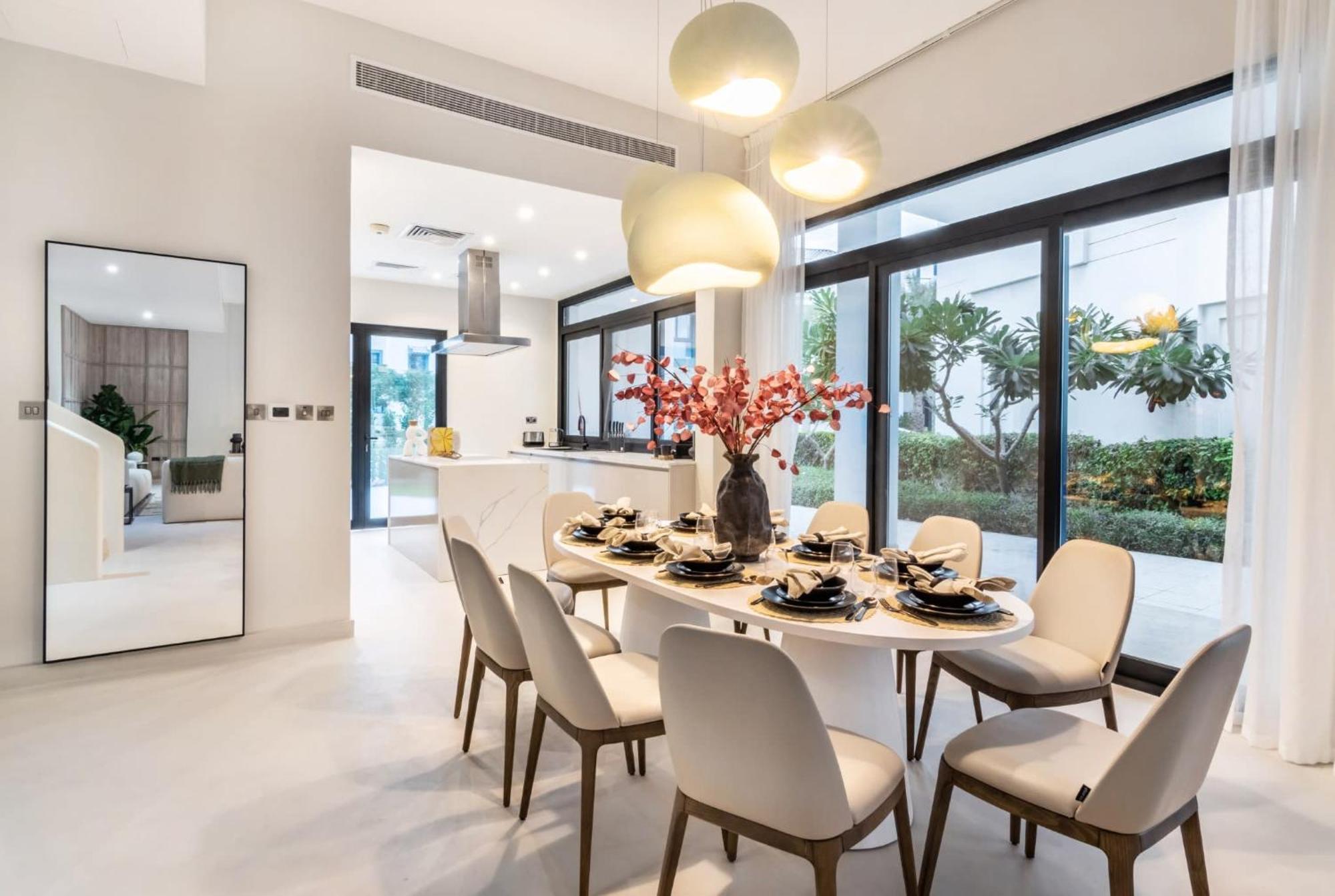 Villa Luxury Palm With Rooftop Garden, Style Pool And By Exclusive Homes