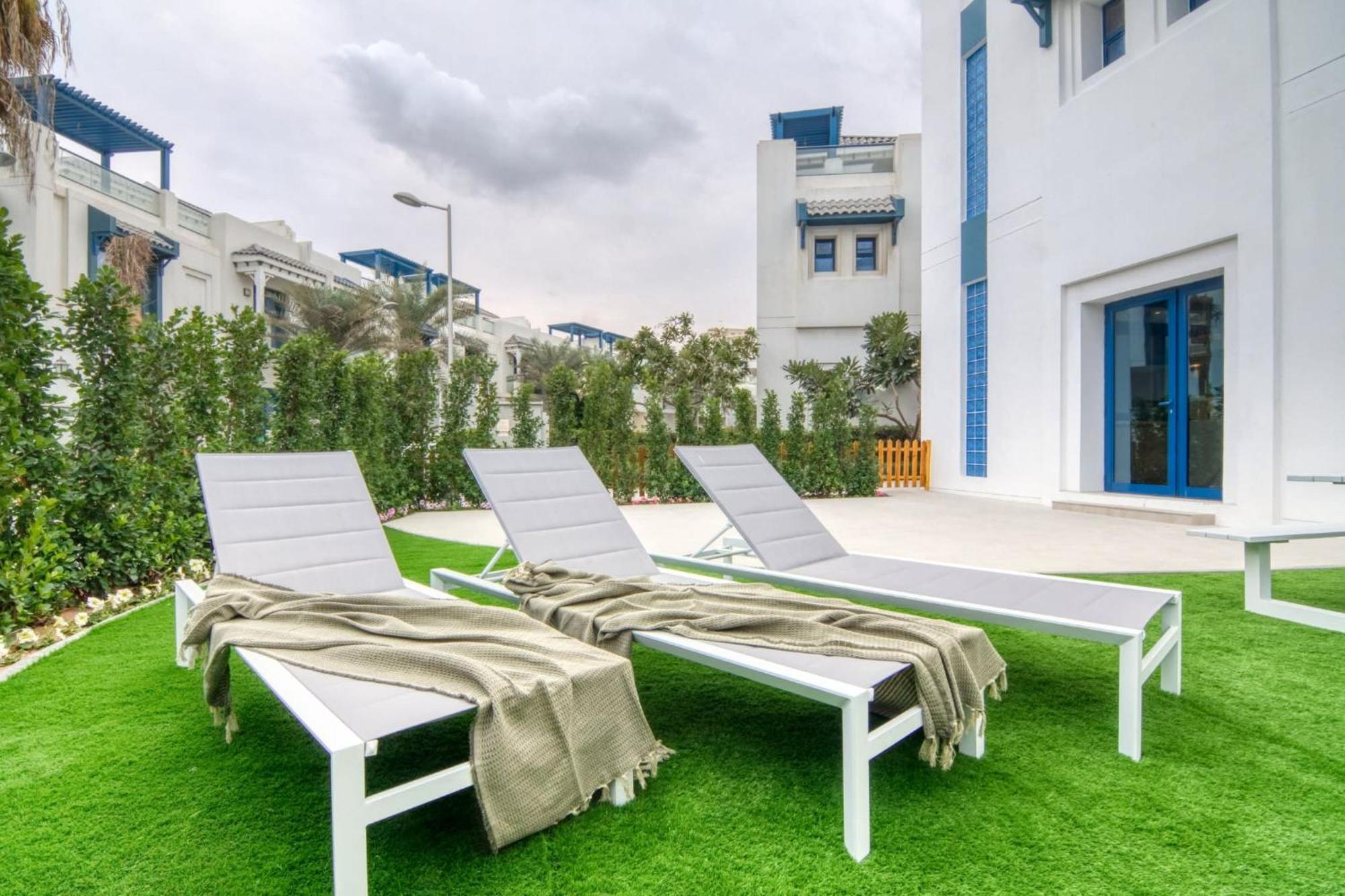 Luxury Palm With Rooftop Garden, Style Pool And By Exclusive Homes *